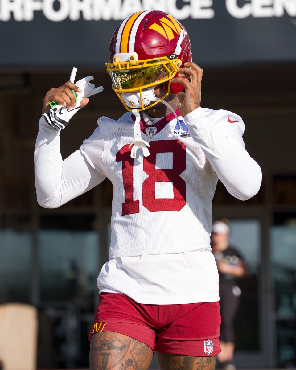UNISWAG's tweet photo. Number 18 for Stefon Diggs with the @Commanders 

#uniswag https://t.co/F4NxNiQFeX