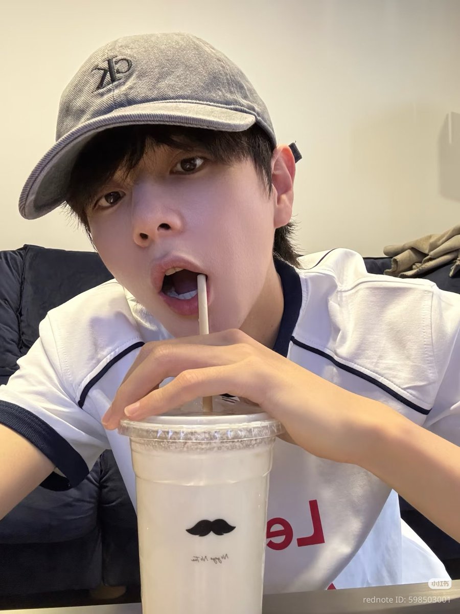 Eliolst_'s tweet photo. @aydzens Dan mas jelek😗 https://t.co/Ac0pvE72c9
