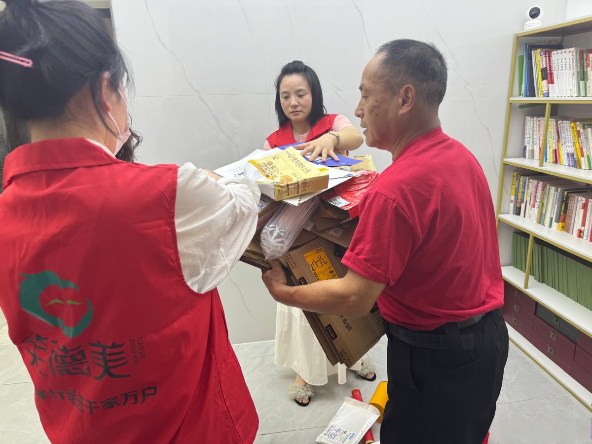 VREMENI___NET's tweet photo. Tackling old stuff Don’t toss it—sort, donate, upcycle! Small steps make a big space and big impact. https://t.co/9EvlxDD9iW