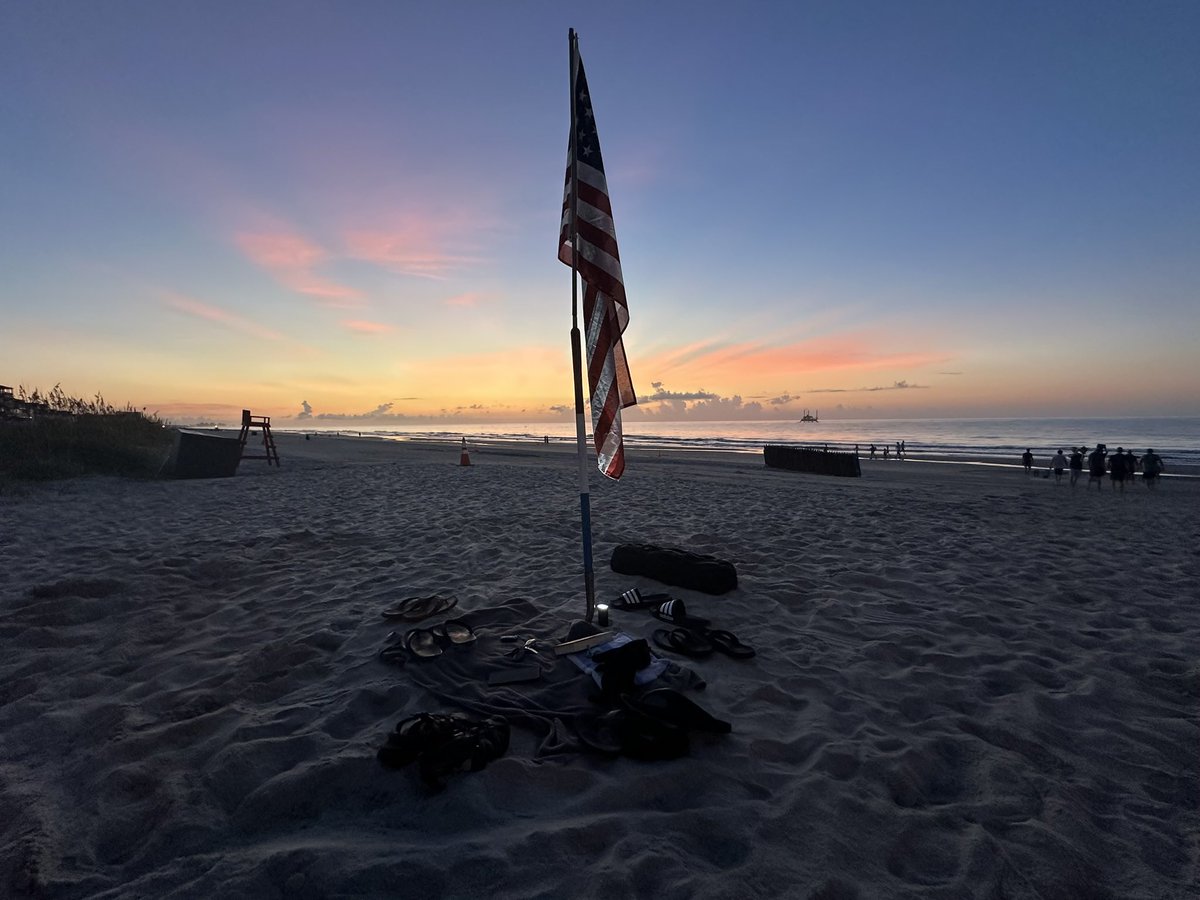 MattRHarris's tweet photo. A fantastic start to a Friday @F3GrandStrand #sandblox at the Surfside Beach Pier. There’s no better place to work out & get better than this! Thankful for my @F3Nation Brothers!

“Where morning dawns, where evening fades, you call forth songs of joy.” Psalm 65:8

#f3counts #fitness #fellowship #faith #scwx #sunrise #oldglory #discoversc #dailyverse