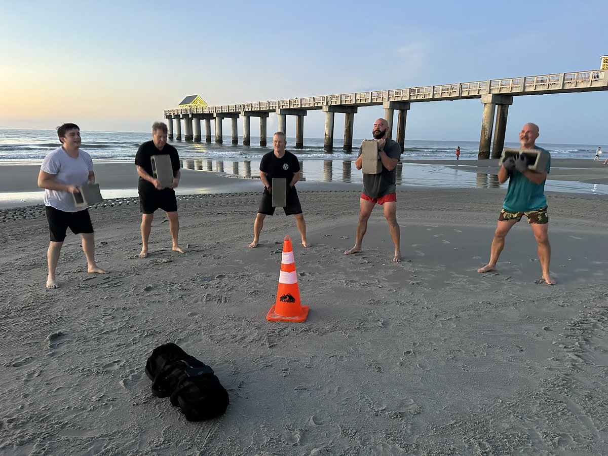 MattRHarris's tweet photo. A fantastic start to a Friday @F3GrandStrand #sandblox at the Surfside Beach Pier. There’s no better place to work out & get better than this! Thankful for my @F3Nation Brothers!

“Where morning dawns, where evening fades, you call forth songs of joy.” Psalm 65:8

#f3counts #fitness #fellowship #faith #scwx #sunrise #oldglory #discoversc #dailyverse