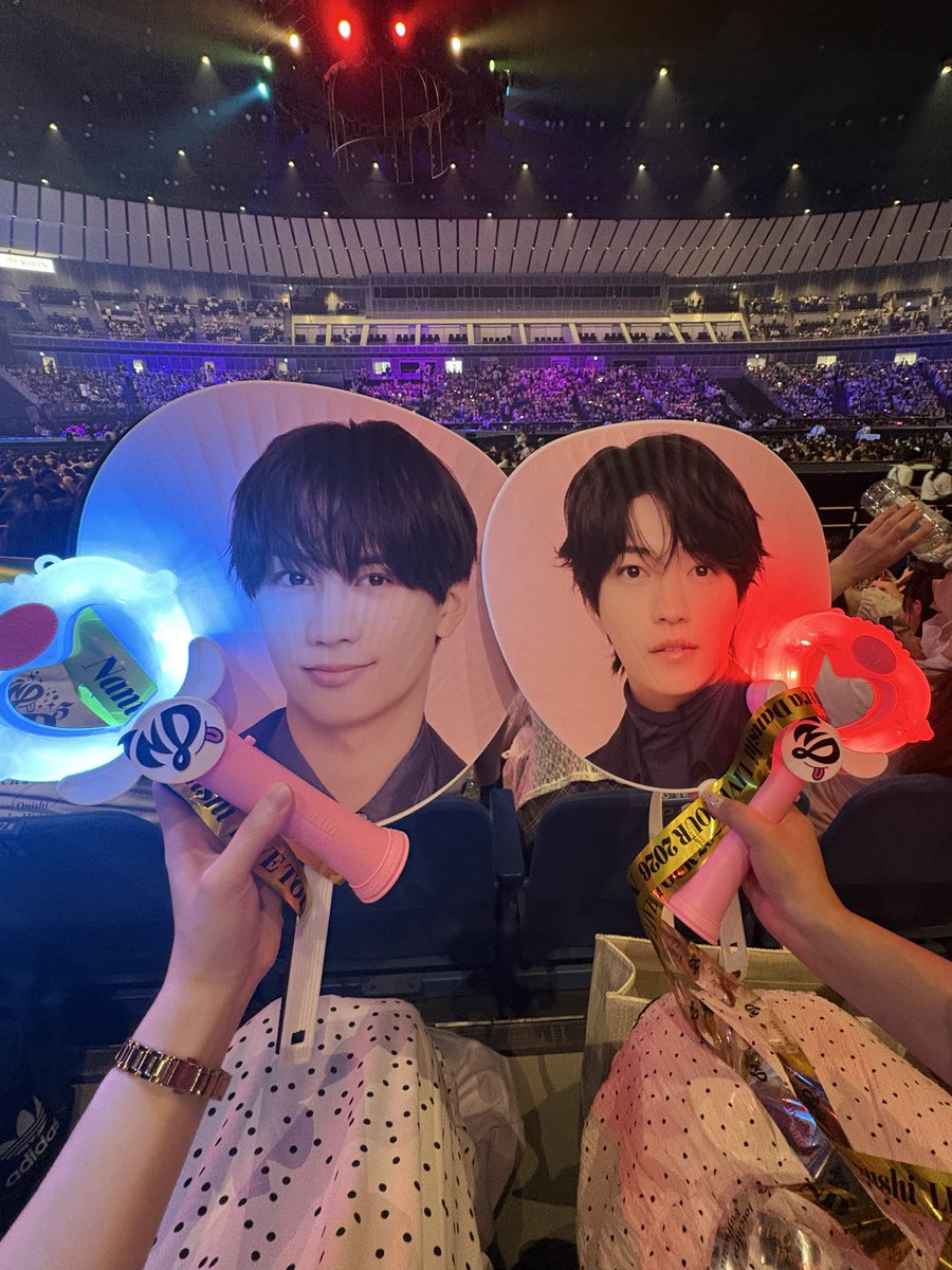 Repppym's tweet photo. 横アリ8/6昼参戦してきた☺️
みんなキラキラしててかわいかった〜
丈くんかっこよすぎたし近くでダンス見れて嬉しかった🫶🏻
幸せな時間をありがとう！！
#なにわ男子_ND5 https://t.co/Qblng3X7kj