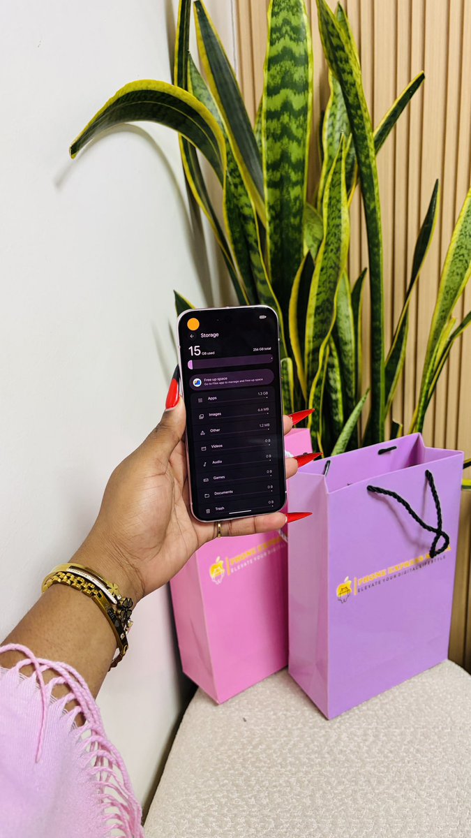 PhoneExpressKe's tweet photo. MAMBO LUALALA🥳🤣

Google Pixel 9 Pro 5G
12GB Ram|128GB Storage 
Condition:Mint New
Ex-USA🇺🇸
Neat🫧
Color Code:Rosé Quartz🦩🎟️
📺LTPO OLED,120Hz
6.3 inch
🗜️199 Grams
⚙️Powered By Google Tensor G4
📸50 Megapixels
🎥8K@30fps
🫆On-Screen Fingerprint 
🔋4700mAh
📑6 Months Warranty 
🏷️Free 25 Watts Super Fast Charger + Cable
🏷️Free Premium Clear Case
🏷️Free OG Deluxe Screen Protector
Delivery Countrywide 📦🚚
64,000ksh
Happy Shopping 🛒🛍️