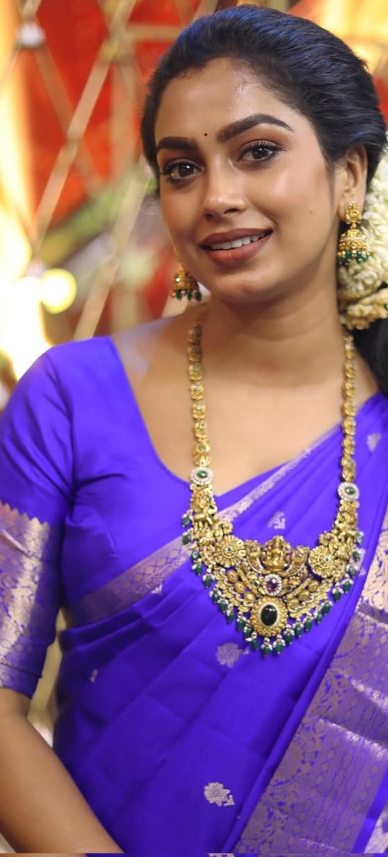 anjanasammu's tweet photo. Gorgeous Swathi Konde 💙😍🔥🫶🏻 https://t.co/QceF6G8PgN