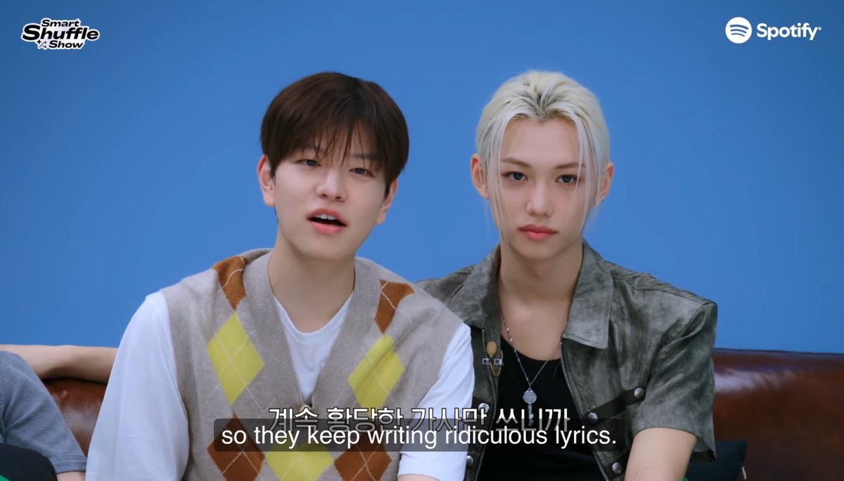h922js's tweet photo. you would never guess he’s 3racha’s biggest fan https://t.co/DrnPEtfarP