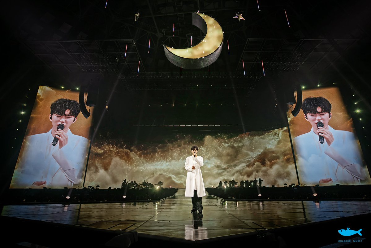 616Wei's tweet photo. 영웅시대와 함께한 10년
#임영웅_찬란한10년
#10Years_IMHERO
#10년받고10년더_영웅아사랑해
10년의 기적, 앞으로도 함께 https://t.co/S8OwbjEI4U