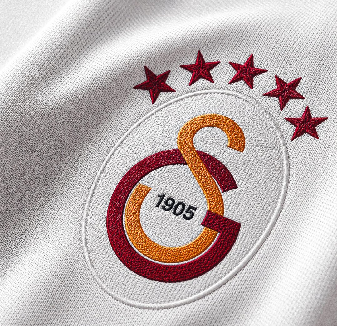 nexygs9's tweet photo. #SONDAKİKA

🚨 #Galatasaray henüz Leao için ikinci bir teklif sunmadı ve Martinelli için de yoğun bir şekilde çalışıyorlar.

[@86_longo] https://t.co/QQM53BpyFs