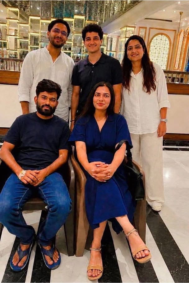 SanatanTalks's tweet photo. To the misguided Gen Z students of this country: look closely. 

These are the very con artists who summoned you in the name of protests, got you beaten by police batons, and entangled you in legal battles, all while living lives of sheer indulgence. 

They amassed hundreds of crores of rupees from both within the country and abroad in your name, and are now enjoying a lavish, five star lifestyle. 

They have collected so much money from the public in your name that even two generations of their families could live in luxury without ever having to take an exam like NEET.

By all means, protest but do it for yourselves, just as the students in Jharkhand are doing; notably, these hired agitators don't even show up there when invited.

You are the future of this nation. Why are you ruining your careers and futures just to fulfill the political ambitions of the likes of Rahul, Kejriwal, and Dipke?

These are the kind of people who build their own stature by standing upon the corpses of others.
