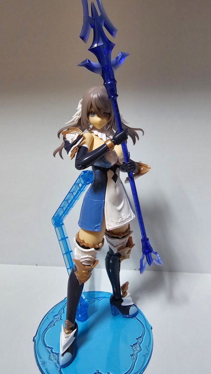 Hazenebulto5's tweet photo. there are 4 kinds of holonic weapons. among them, the spear is better for her; especially better than holding the big sword
#kotobukiya #arcanadea #ermeda #コトブキヤ #アルカナデア #エルメダ #코토부키야 #아르카나디아 #에르메다 #msg #holonicarms https://t.co/qZxaHIeav9