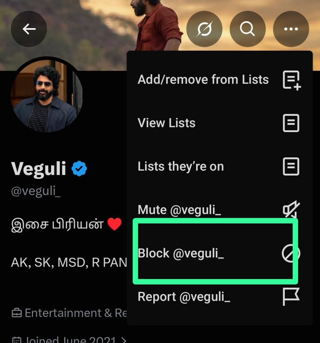 Saanuvishwan's tweet photo. Romba kashtama iruku paakumbodhu. As a charity organizer Very aware Dhanush has been involved in charity and social initiatives for years  We should appreciate people who contribute, not constantly pull them down💯.. Hence Reporting this kind of useless fellows and Requesting all https://t.co/G2EuSzmRxW
