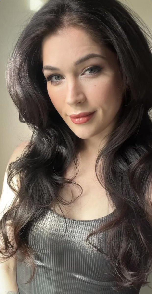 luv_cla001's tweet photo. It’s been a while hi🥰 https://t.co/c999mVLaTi