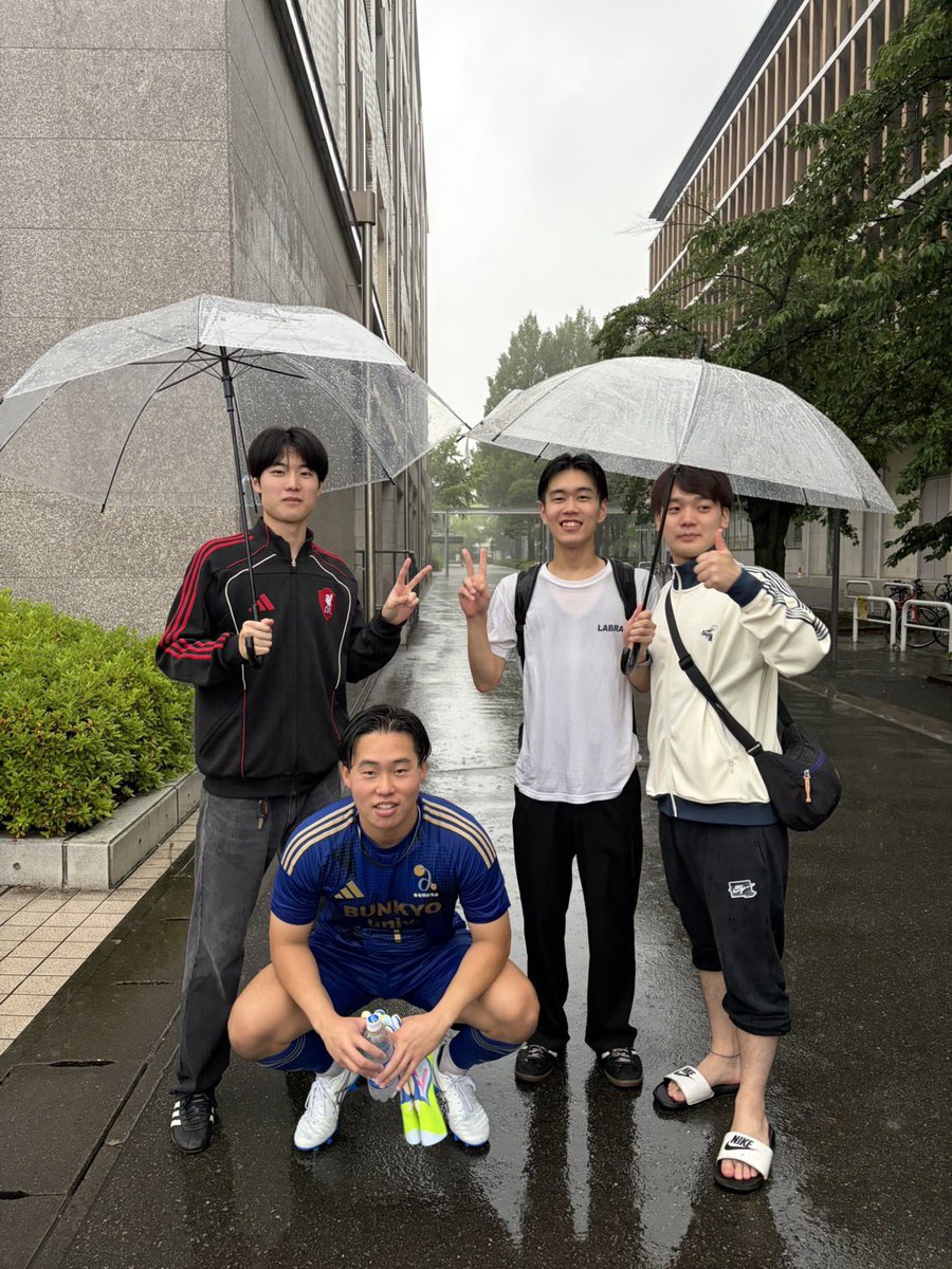 ryosuke0142's tweet photo. あと文教大学体育会サッカー部でサッカーできるのも残り3ヶ月。

学生スポーツ最後を悔いの残らないように全力で戦い抜きたい。 https://t.co/VabyIOzttU