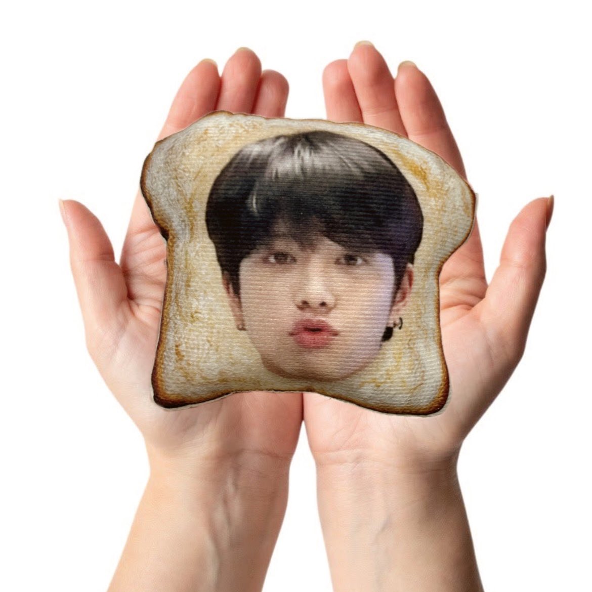 butter8read's tweet photo. 𝙃𝘼𝙋𝙋𝙔 𝙔𝙊𝙐𝙉𝙂 𝙃𝙊𝙊𝙉 𝘿𝘼𝙔 💕💕

사랑하는 영훈이의 생일을 축하하며 
#rt 추첨 빵훈빵 미니쿠션을 드립니다 ( ੭ ˘ ³˘)੭｡⋆♡‧₊˚

#언제어디서나_영훈이편
#0808YounghoonDay
ㅤㅤ https://t.co/qJmYCqK6jH