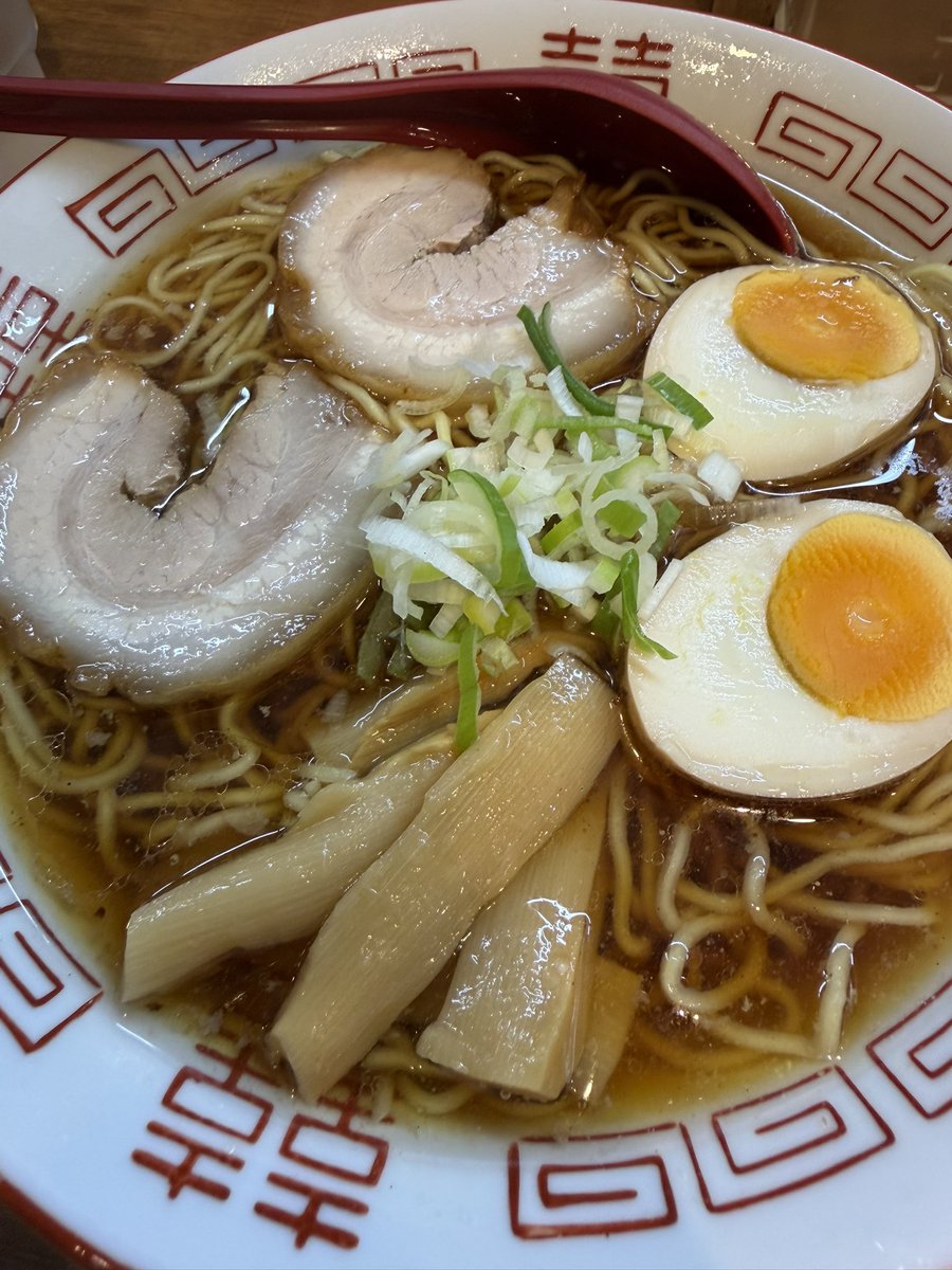 syohanabi's tweet photo. 復讐の深夜ごち豚
中華そばで良い https://t.co/kbN7SkXPPE