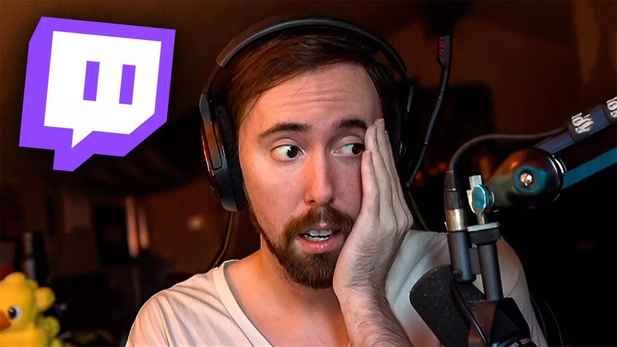 iAnonPatriot's tweet photo. Hasan Piker tells his viewers to k*ll capitalists, abuses his dog on stream, and claims America deserved 9/11, but never gets banned from Twitch. 

Asmongold says illegal immigrants should be shot while crossing the border illegally to deter millions more — and he gets banned.

Twitch is the worst platform of all time.