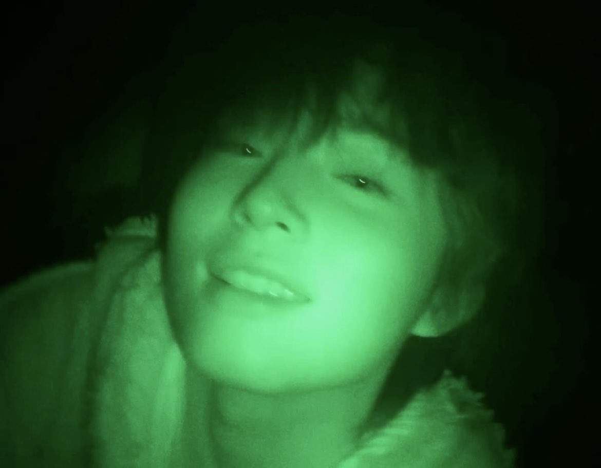 wahohoh's tweet photo. @kmyjjjju 저는 이쥬사진 이거를 정말 조아해요 https://t.co/ypooo2Btin
