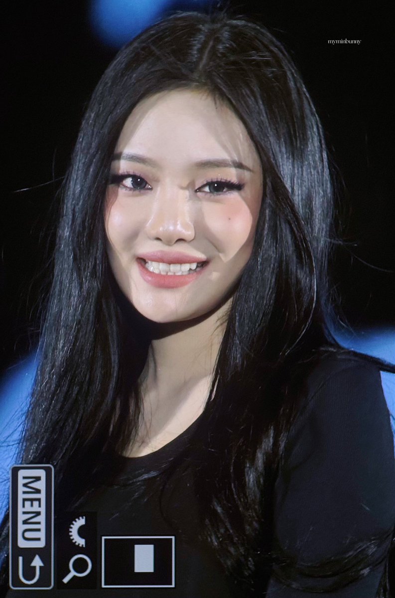 myminbunny's tweet photo. 260807 사운드체크

#aespa #æspa #에스파 
#NINGNING #닝닝 #宁宁 #ニンニン https://t.co/wHIYAWmyWV
