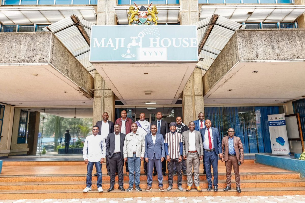 EphantusKim's tweet photo. Today, I had the honour of hosting a delegation of Members of the County Assembly (MCAs) from Kajiado County, led by the Speaker of the County Assembly, for a consultative meeting on accelerating irrigation development and strengthening food security.

Our discussions focused on the progress of irrigation projects across Kajiado County and the strategies required to fast-track ongoing and planned interventions. As an ASAL county, Kajiado has immense potential for agricultural transformation through irrigation, and the Government remains committed to investing in sustainable water infrastructure that will enhance climate resilience, increase agricultural productivity, create jobs, and improve household incomes.

I noted that irrigation projects in Kajiado currently covers approximately 10,280 acres and benefits over 17,190 farmers. 

The leaders presented priority projects from their respective wards, reaffirming the importance of strengthening collaboration between the National Government, County Government, local communities, and development partners to unlock Kajiado's agricultural potential.

Under the leadership of H.E. President @WilliamsRuto , the Government remains steadfast in expanding irrigation as a key pillar of the Bottom-Up Economic Transformation Agenda (BETA). Through strategic investments in irrigation and water infrastructure, we are enhancing food security, building resilience to climate change, and creating sustainable livelihoods for farmers across the country.

Together, we will continue working to ensure that every viable acre is put to productive use for the benefit of our people and the nation's food security.