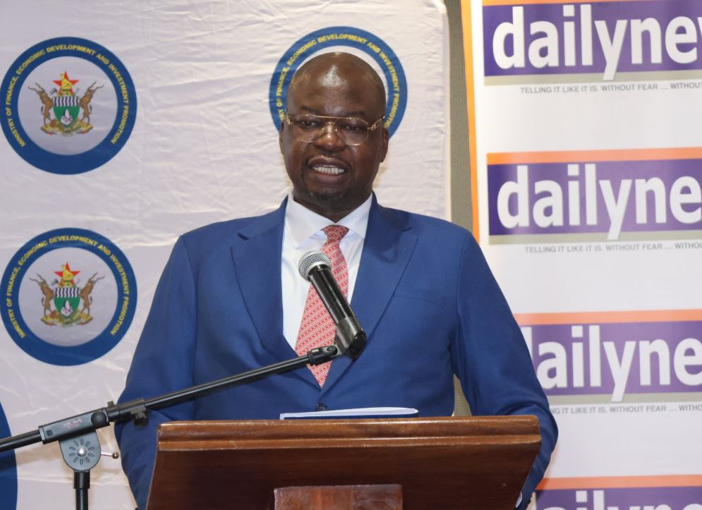 AEDS_ZW's tweet photo. Businesses operating in Zimbabwe must strictly comply with long-standing legal requirements to settle tax obligations in the specific currency of transaction, Permanent Secretary in the Ministry of Finance George Guvamatanga has warned, dismissing corporate complaints over historical liabilities.
https://t.co/3s376p6mJw
@GGuvamatanga @gift_mugano #Zimbabwe #taxes