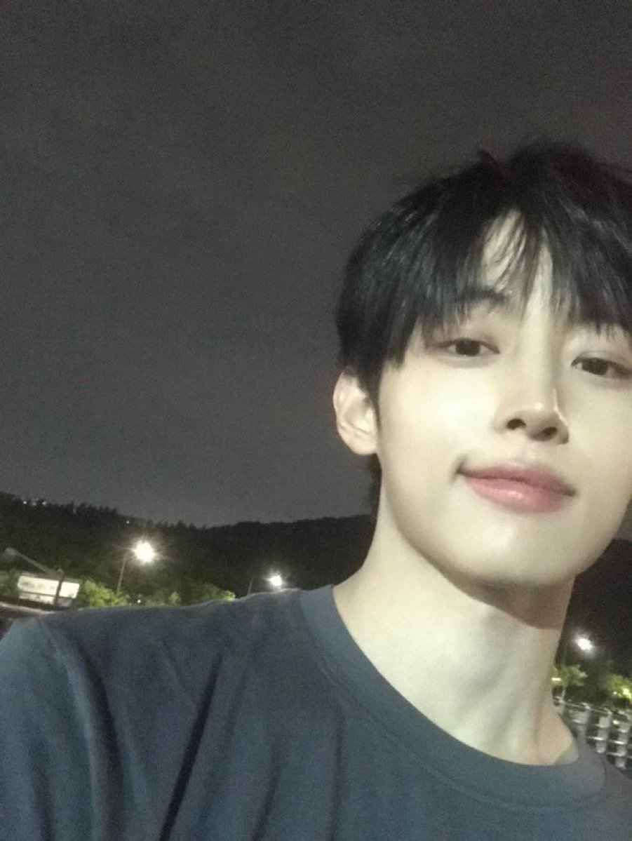 pockyrrm's tweet photo. 아앙~~~ 쪽! https://t.co/U4pLAtBYlP