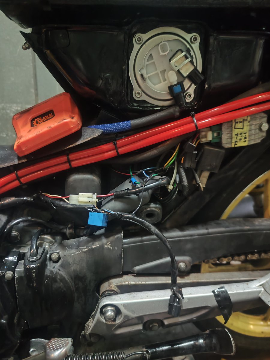 _hiJauHitAm's tweet photo. done problem solved! weng2 https://t.co/oF4Met9yZr