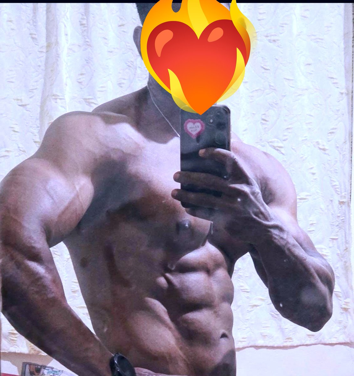 JithSurya18602's tweet photo. Hot gym 💪 🔥 mallu https://t.co/CPsDHIQw2E