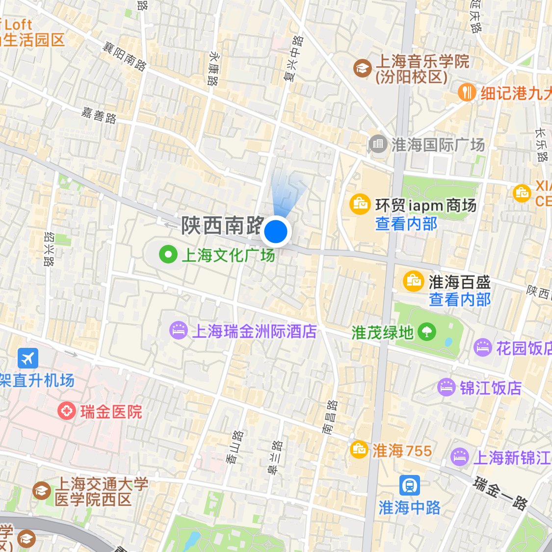 Whateverteeshir's tweet photo. 说真的，#上海 公交站台躲雨和陌生人拼伞到目的地，#反差 想找也遇过暖事的上海哥哥，完整版我写主页了。 https://t.co/4xnqTKqD2j