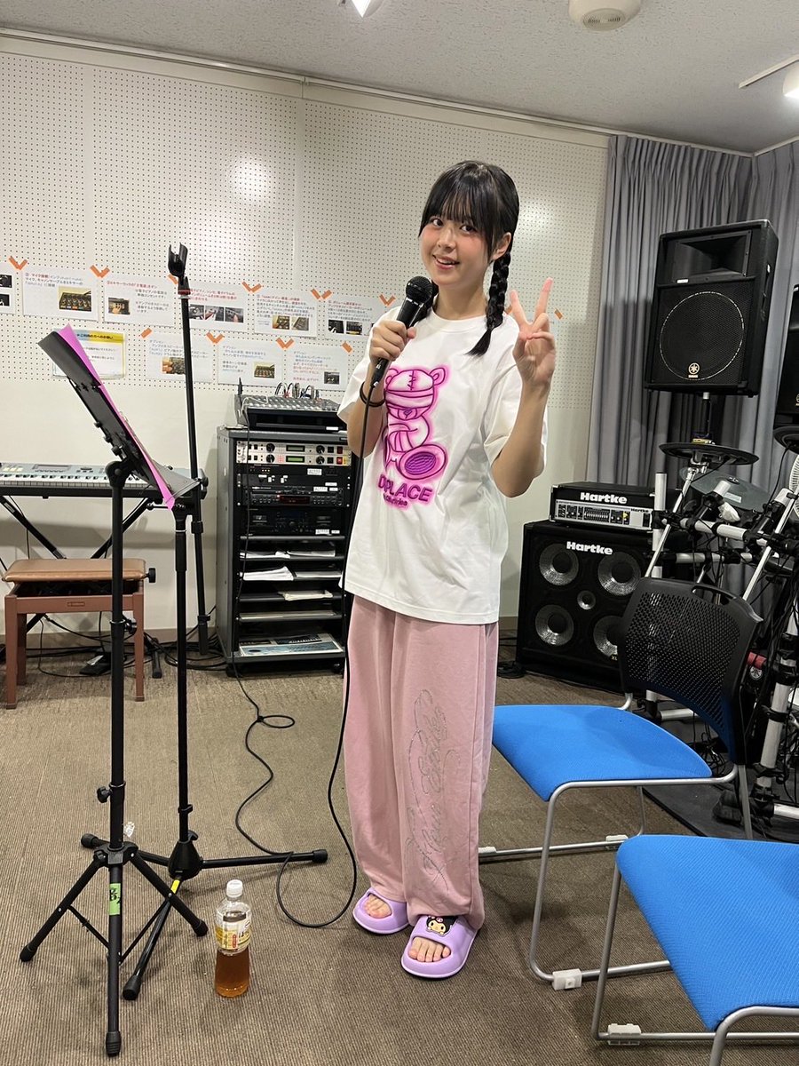 lin_go26's tweet photo. 新曲の音合わせ行ってきたよ！ https://t.co/QdcsMAeNSL