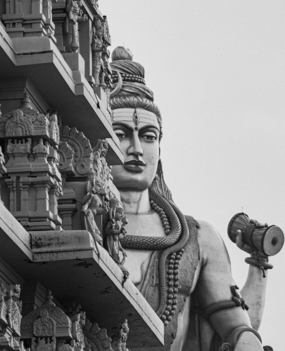 VeeruUday's tweet photo. Murudeshwar.(shot on mobile) https://t.co/BuLz8NBtIx