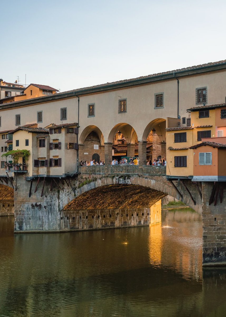 archi_tradition's tweet photo. Ponte Vecchio, Florence 🇮🇹 https://t.co/JVfRNPFXxH