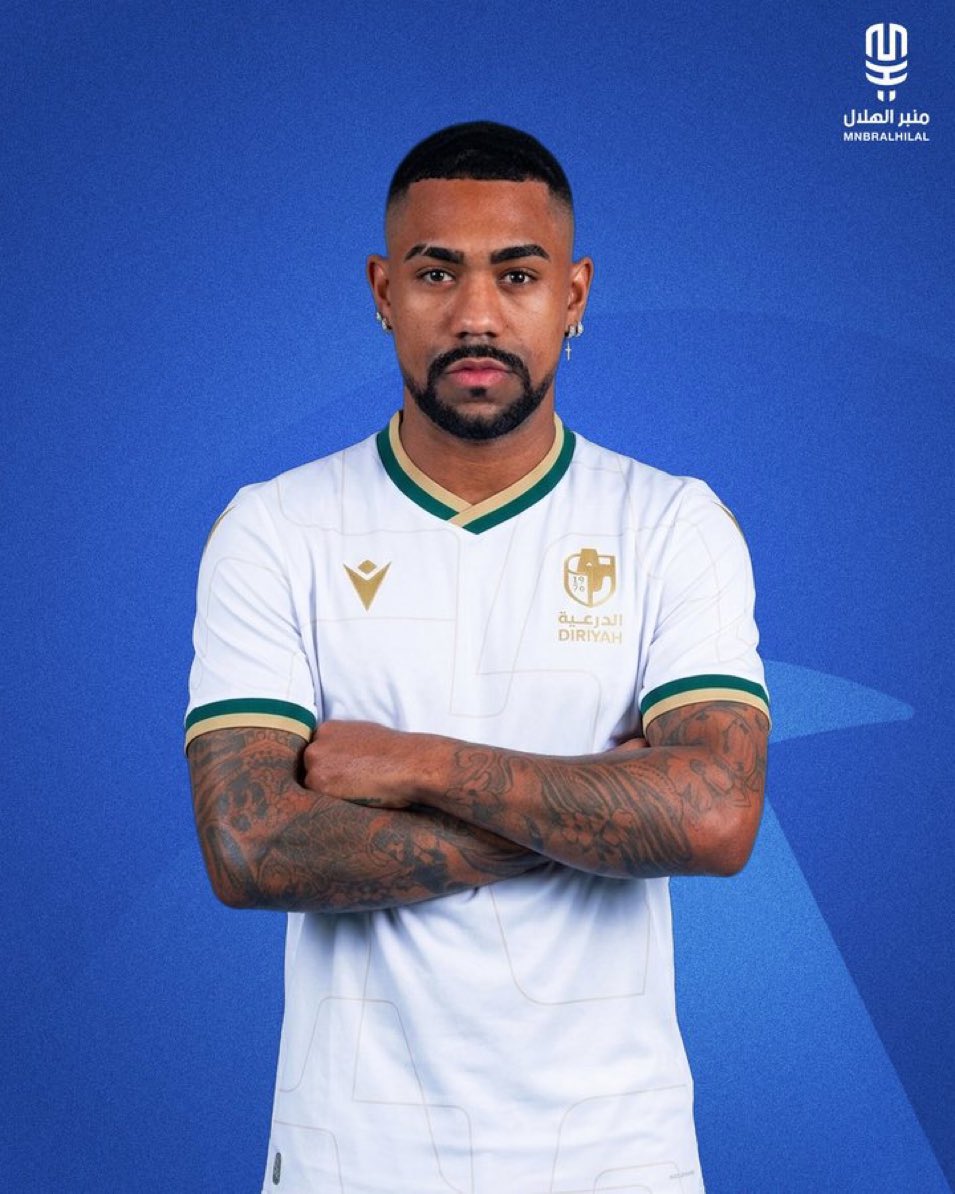 Abo3ziz009's tweet photo. الدرعية زبونهم الجديد اي لاعب يتوهقون فيه ولا تقدر

على راتبه الاندية الخليجية الوجهة العلا والا الدرعية 😂

اهم شيء هم ما يتوهقون فيه 🤷🏻‍♂️ https://t.co/T07Vyggpoc