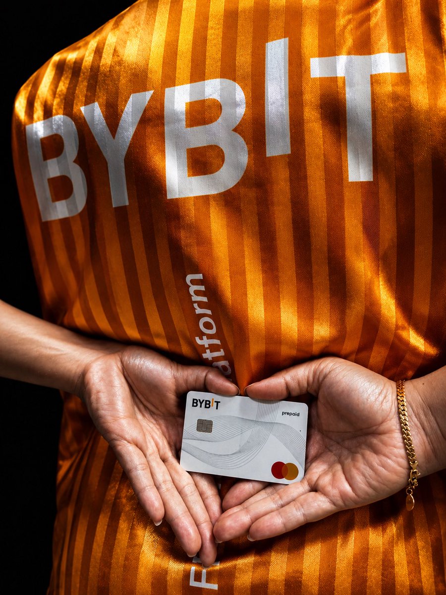XII121212's tweet photo. Bybit orange just hits different. 🧡
#Bybit #BybitGalaxy #BybitCard #BybitOrange #BybitJersey https://t.co/441N6cQZSM