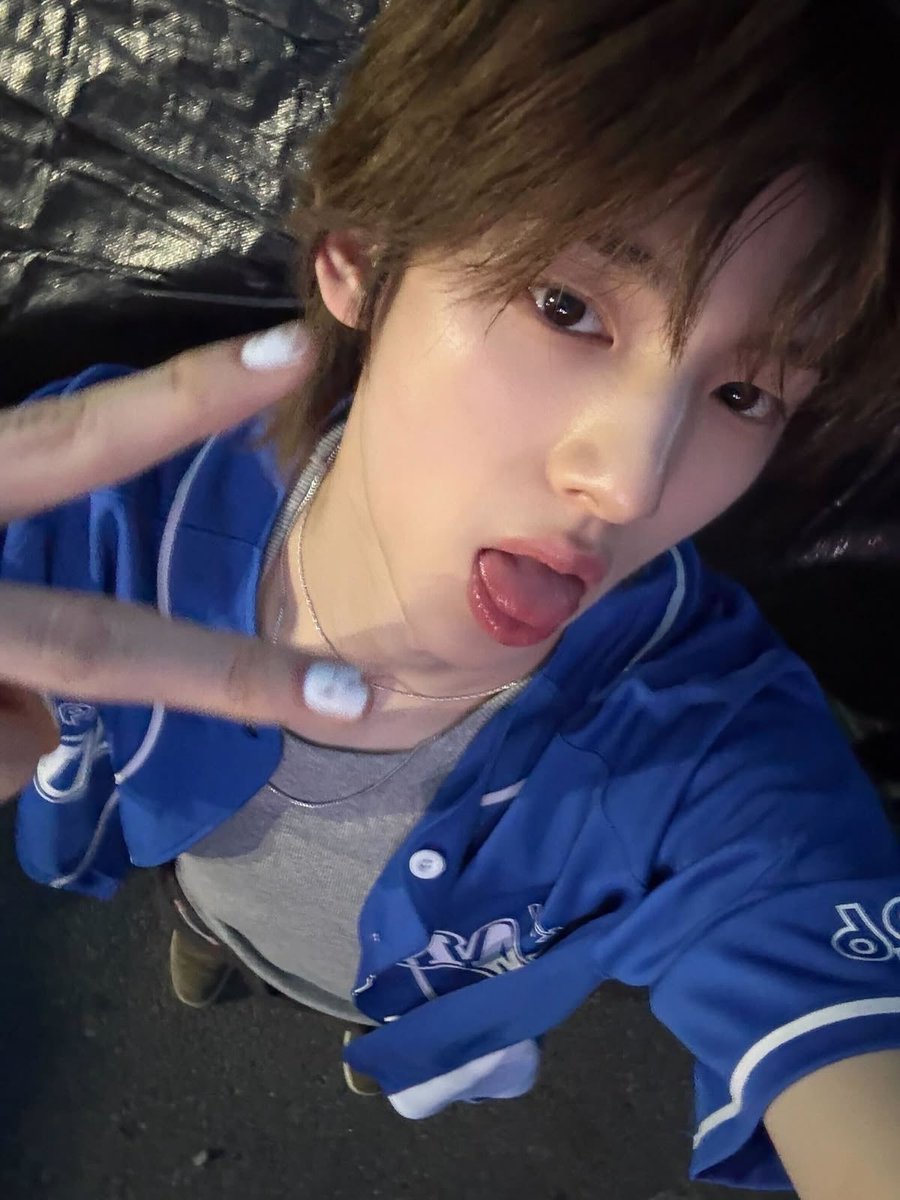distpeorkrl's tweet photo. @byeongchankim https://t.co/3OUjfW8WyS
