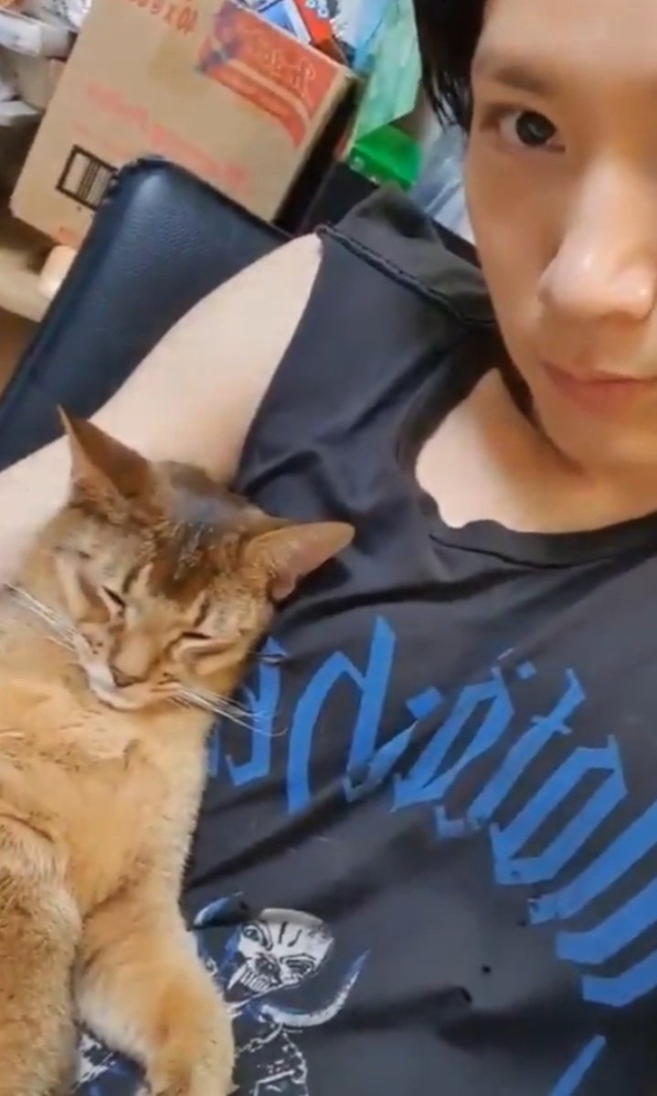 melon_gummy's tweet photo. この時のッ…？と思ったけど違ったわ😂 https://t.co/4wiL3Wp0uQ