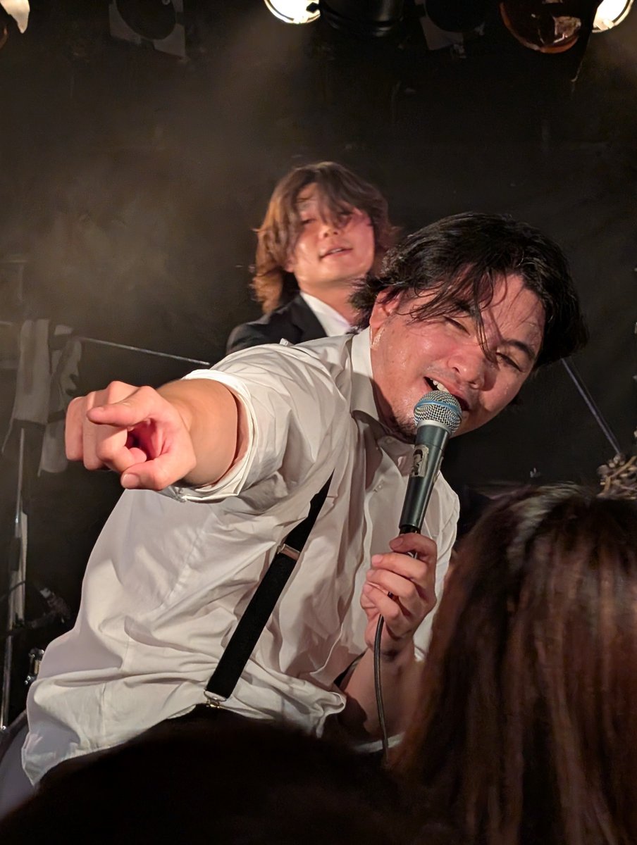 7BC1xXkHEfAG3Rx's tweet photo. そしてほんこちー

京都MOJOも初めて行ったし、ジョニパンも初めましてでした！

楽しい時間はあっちゅーまやった🥲

 #THENUGGETS
 #JOHNNYPANDORA
 #THESOS https://t.co/aZXFUNosJ6