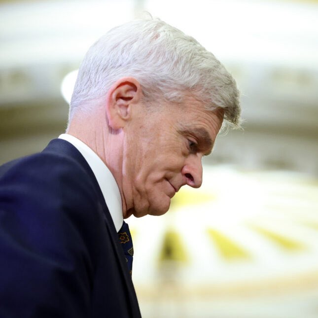 jimstewartson's tweet photo. Senator @BillCassidy is the epitome of the mediocre white man. A doctor who voted to confirm a psychotic antivaxxer to run HHS. 

To reward him, Donald Trump kicked his ass to the curb.

Despite this humiliation, he rubber-stamps a pedophile protector to be Attorney General. https://t.co/aicPNxyCOe