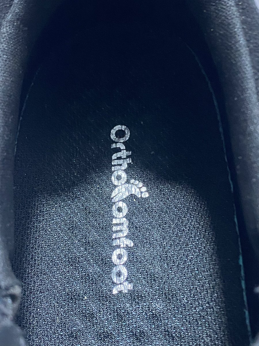 Shoedaddyng's tweet photo. Size 44 https://t.co/ZCflNhN1Rp