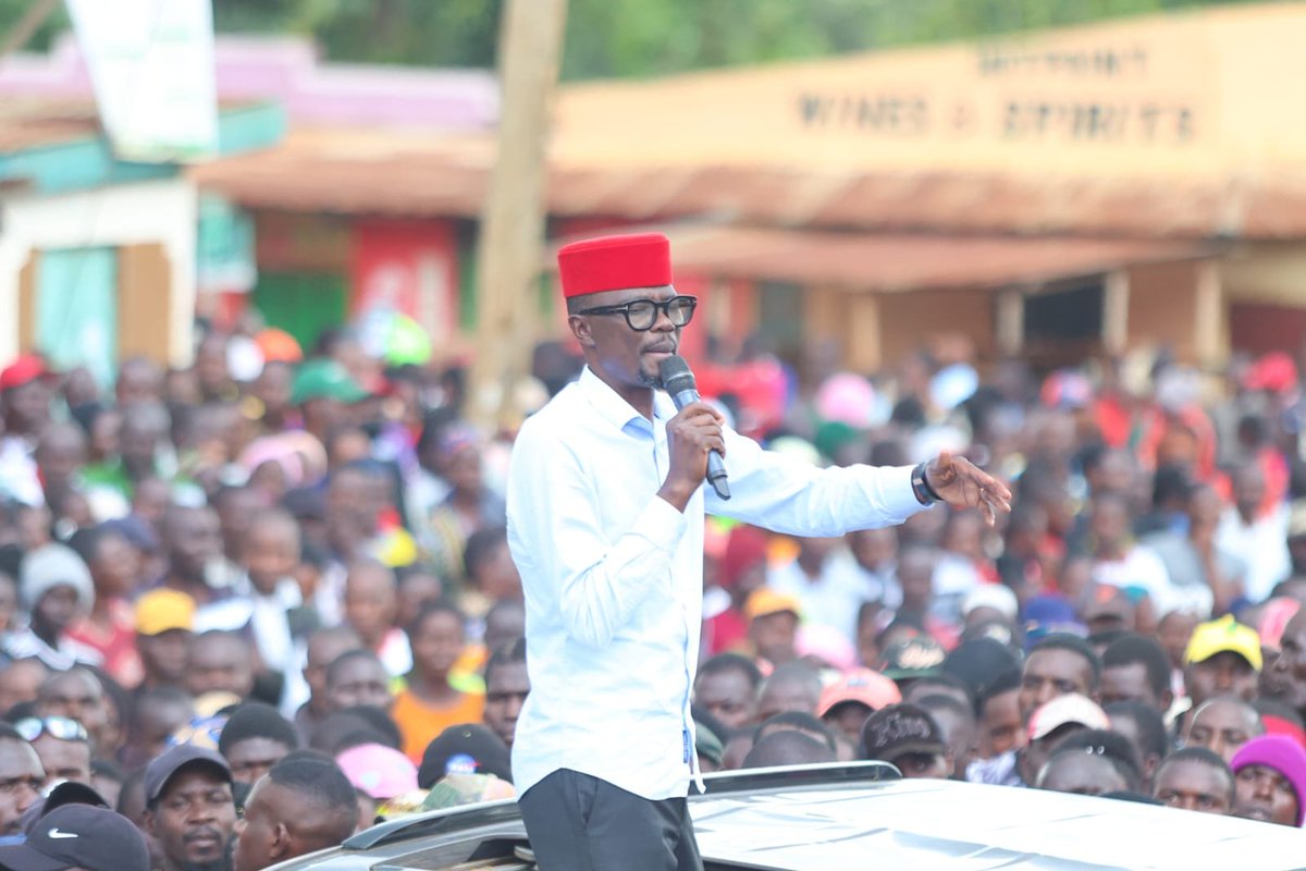 Venonogechi2's tweet photo. Makunga Market, Tongaren Constituency, stood firm behind the One Man Army, Didmus Barasa . The energy, determination, and unity of the people reflected a movement focused on the future.
#RuthlessFocus
#OneManArmy
#DidmusBarasa
#Tongaren https://t.co/DWxrggfXEG
