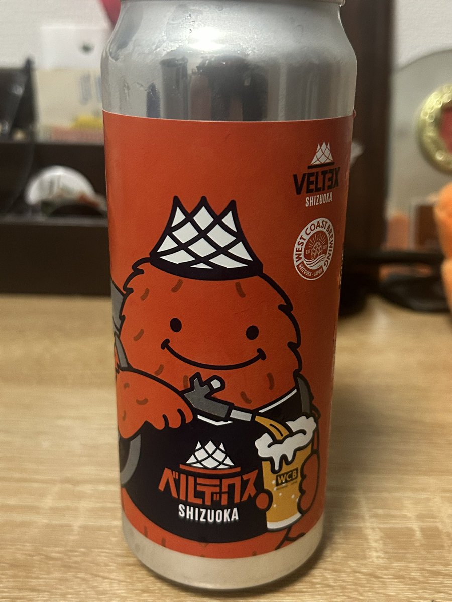 smdsmd67's tweet photo. 仕事帰りにtwelve寄って #VELSTAR  ゲット👍
ビールの注ぎ方が愛くるしいティ🗻🍠
 #WCB のビールは飲みやすくて美味い🍺
缶は洗ってから保管しよう❤️
 #ベルテックス静岡  #ベルティ  #クラフトビール  #静岡  #静岡人  #veltex  #ベルテックス https://t.co/1IPhRGUQAY