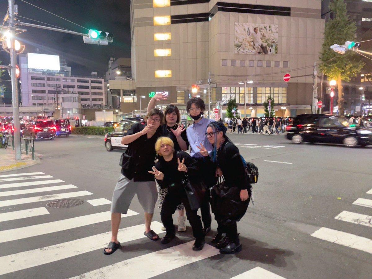 Hakuya_Kouichi's tweet photo. さや
なぎと
せら
やまと
はくや

3年振りくらいに全員揃いましたラヴェーゼ

各々の環境は変わりつつも芯は全く変わってないからめーちゃくちゃおもろかった

やっぱ俺この人たち好きだわ

ありがとう https://t.co/jN5kDNkQ5M