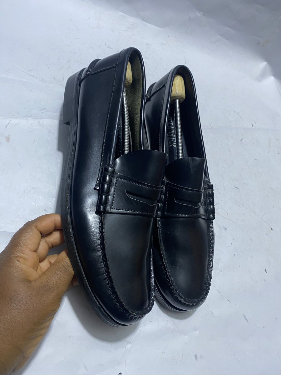 Shoedaddyng's tweet photo. If I talk, una go say I too like Penny loafers
Size 47 https://t.co/ijYO7l6GdE