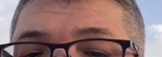 omthamer000's tweet photo. نسأل الله العظيم  ان يثبت عقولنا على الرشد   هذا مافعلته قبلت الوداع 😎😎😎 https://t.co/84pilLxjXF