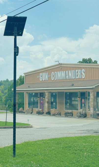 ImBreckWorsham's tweet photo. Gee....I wonder why this Flock camera is pointed directly at this gun shop's parking lot. 

Oh, wait.... https://t.co/qtRToE3VC8