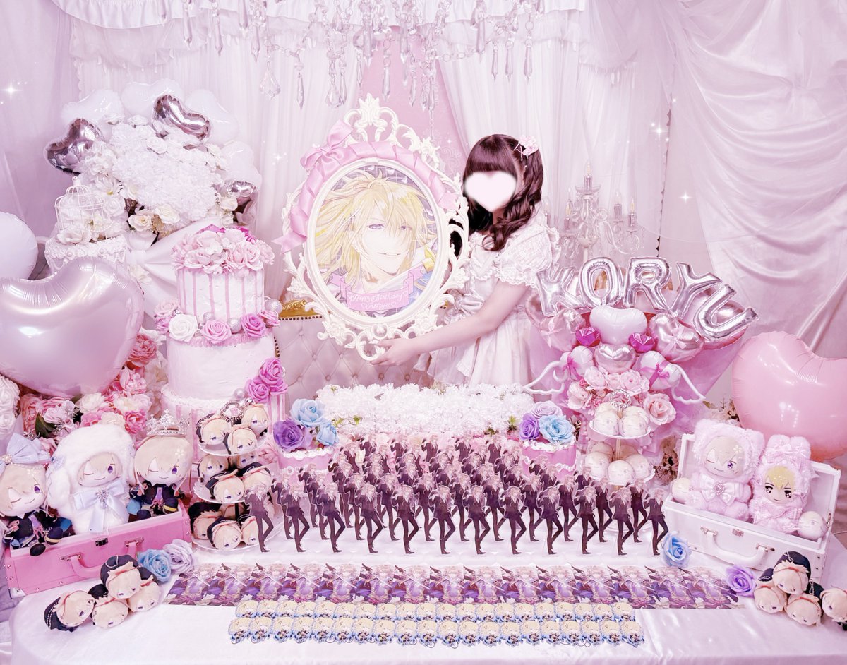 lillurg's tweet photo. . 　   ♡    ╭    ー   ╮     ♡
 + ♡       ( = ᴗ͈ ω ᴗ͈ = )  З    ♡ +
 ┏━ ♡━U━━━U━♡ ━┓
 ♡ 　 ᕼᗩᑭᑭY ᗷIᖇTᕼᗞᗩY　♡
🎀　　　　KOᖇYᑌ　　　　🎀
 ┗━♡━━━━━━━♡━┛

🐉#8月8日は小竜景光実装記念日
🐉#小竜景光実装記念日 https://t.co/DDJEgU3f7h