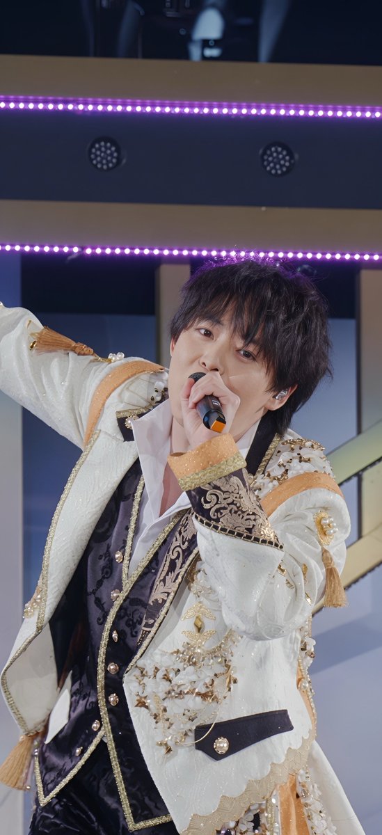 yamamichan_0509's tweet photo. メンカラ衣装各々のデザイン素敵じゃない？🤦‍♀️（4枚しか貼れないのが残念） https://t.co/GwLJRyh4mU