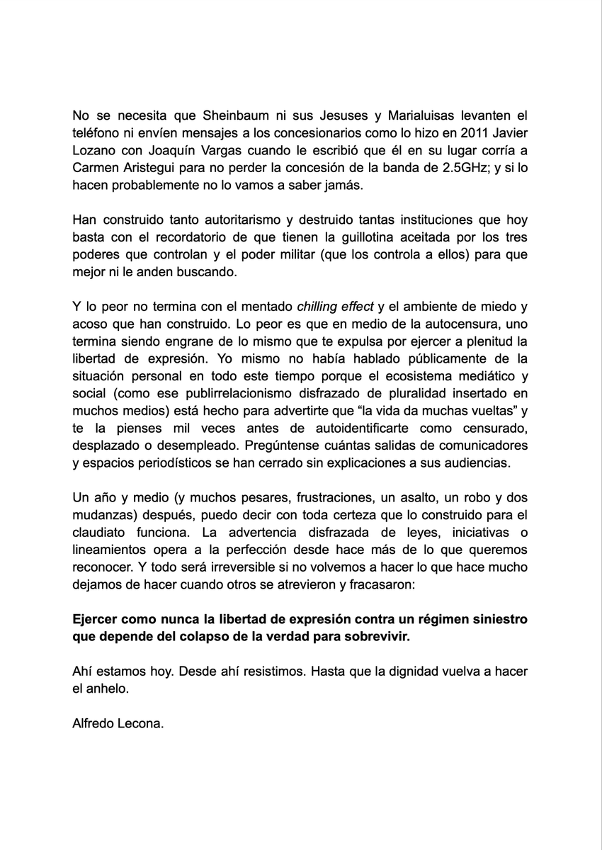 Insurgente_X's tweet photo. Otro tonto q se tira al piso gritando censura. 

@AlfredoLecona no entiende q su línea editorial -de patrañas y mentiras- ya no rifa.

Si no tiene trabajo, es pq ya nadie compra lo q vende. https://t.co/gyFzY3NcC3
