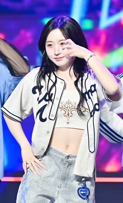 monk_271's tweet photo. Wanna do #kpop #wankbattle ?

 #kpopfap https://t.co/KuI80KBs1l