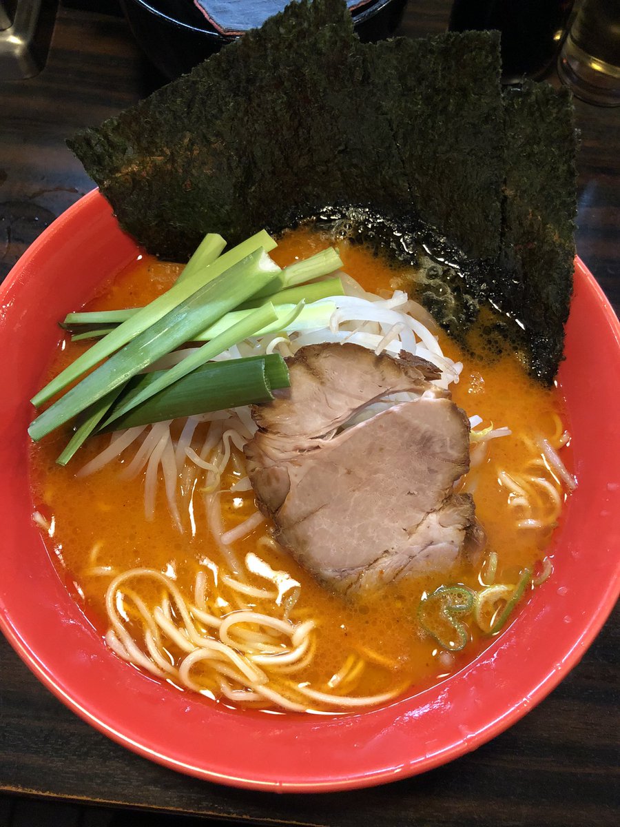 keisukehiguchi's tweet photo. テレ朝が、で10日月曜放送の #Qさま チェックがおわりました。日本全国の夏の絶景SPです。すごい綺麗で面白いです。

あと私は #ニカゲーム のイベントに挨拶にいきました。#猪俣周杜 さん、さらにカッコよくなってた。座長のニカはスタッフに豪華差し入れ、さすが座長 #ニカ https://t.co/upLepUaOqq
