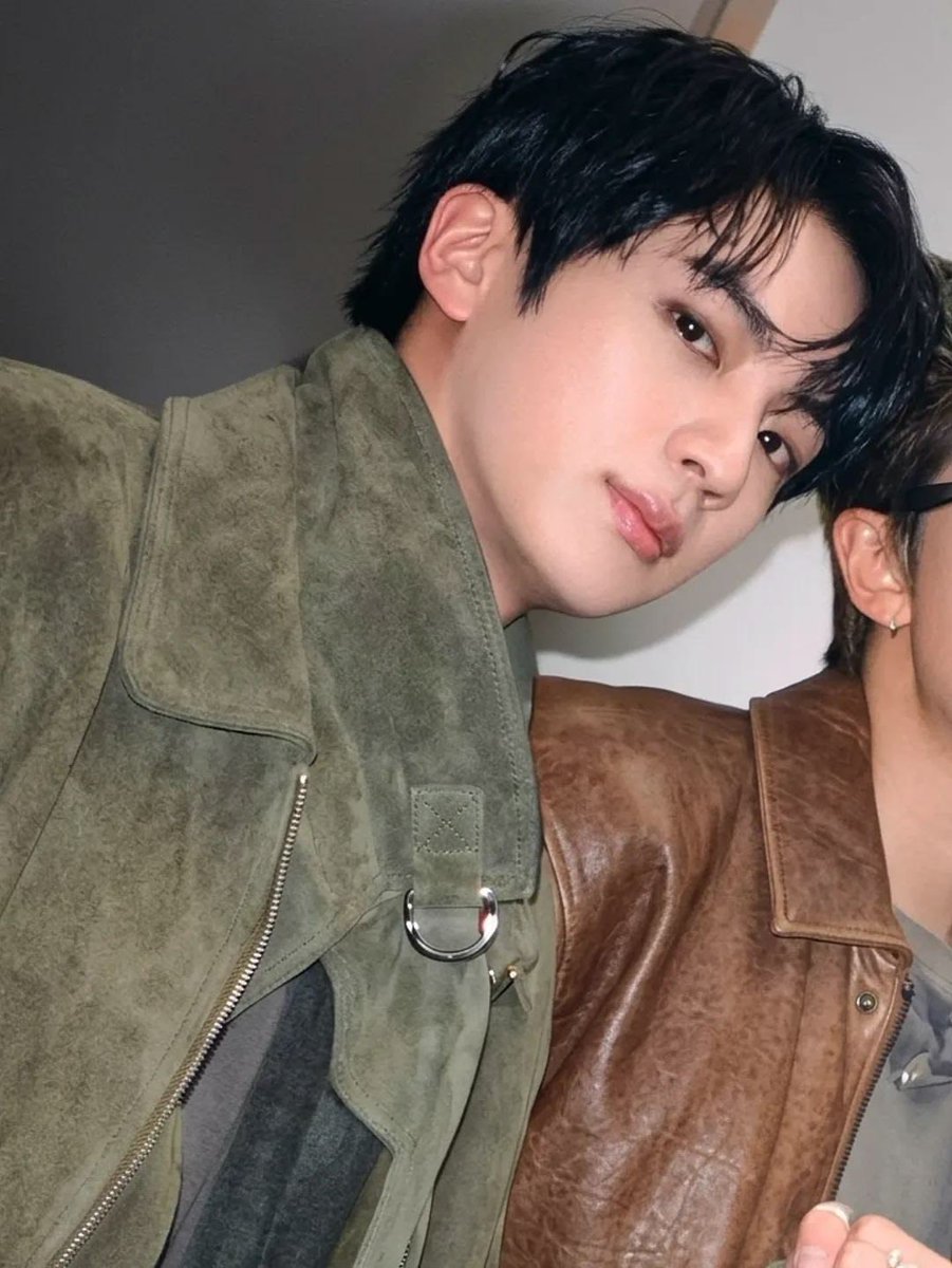 knlouder's tweet photo. ⋆🦢✧ .˚𝘁𝗵𝗲 𝘁𝗮𝘀𝘁𝗲 𝗼𝗳 𝘁𝗵𝗲 𝗱𝗶𝘃𝗶𝗻𝗲; 𝗂 𝖼𝗈𝗎𝗅𝖽 𝖻𝖾 𝗒𝗈𝗎𝗋 𝗆𝖺𝗇  ———  𝗆𝖺𝗄𝖾 𝖺 𝗀𝗈𝗈𝖽 𝖻𝗈𝗒 𝖻𝖺𝖽.    ౨ৎ。  the other side  ——— https://t.co/yIEdsC9SDh
