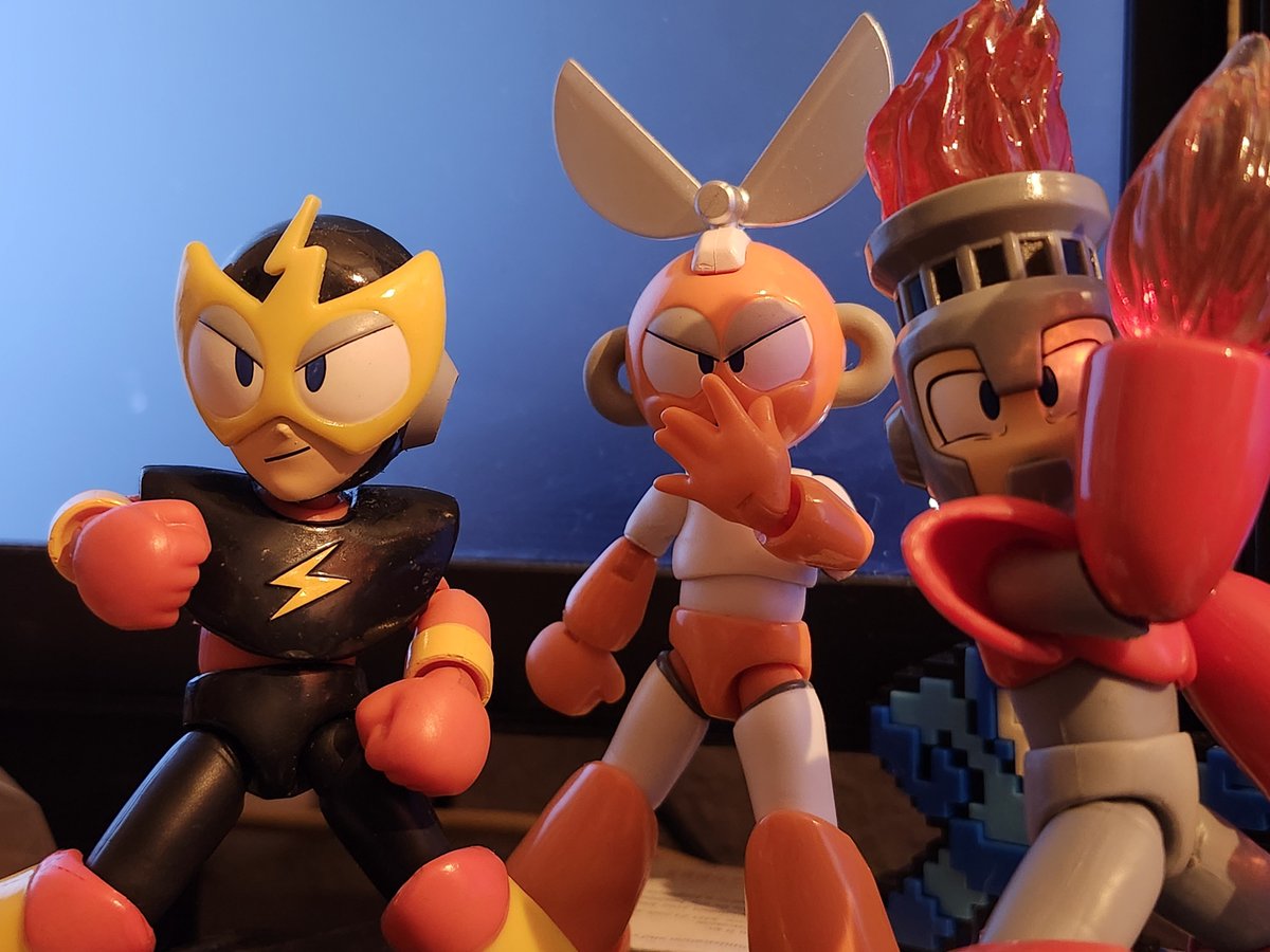 CrystalAustin_'s tweet photo. Why is posing figures the worst like either you have to deal with the stiffest, most unposable joints ever (like these, Elec and Fire's arms have me so much trouble) or use Model Kits that are more potable sure but fucking explode if you breathe next to them. https://t.co/9CX15KZgtL